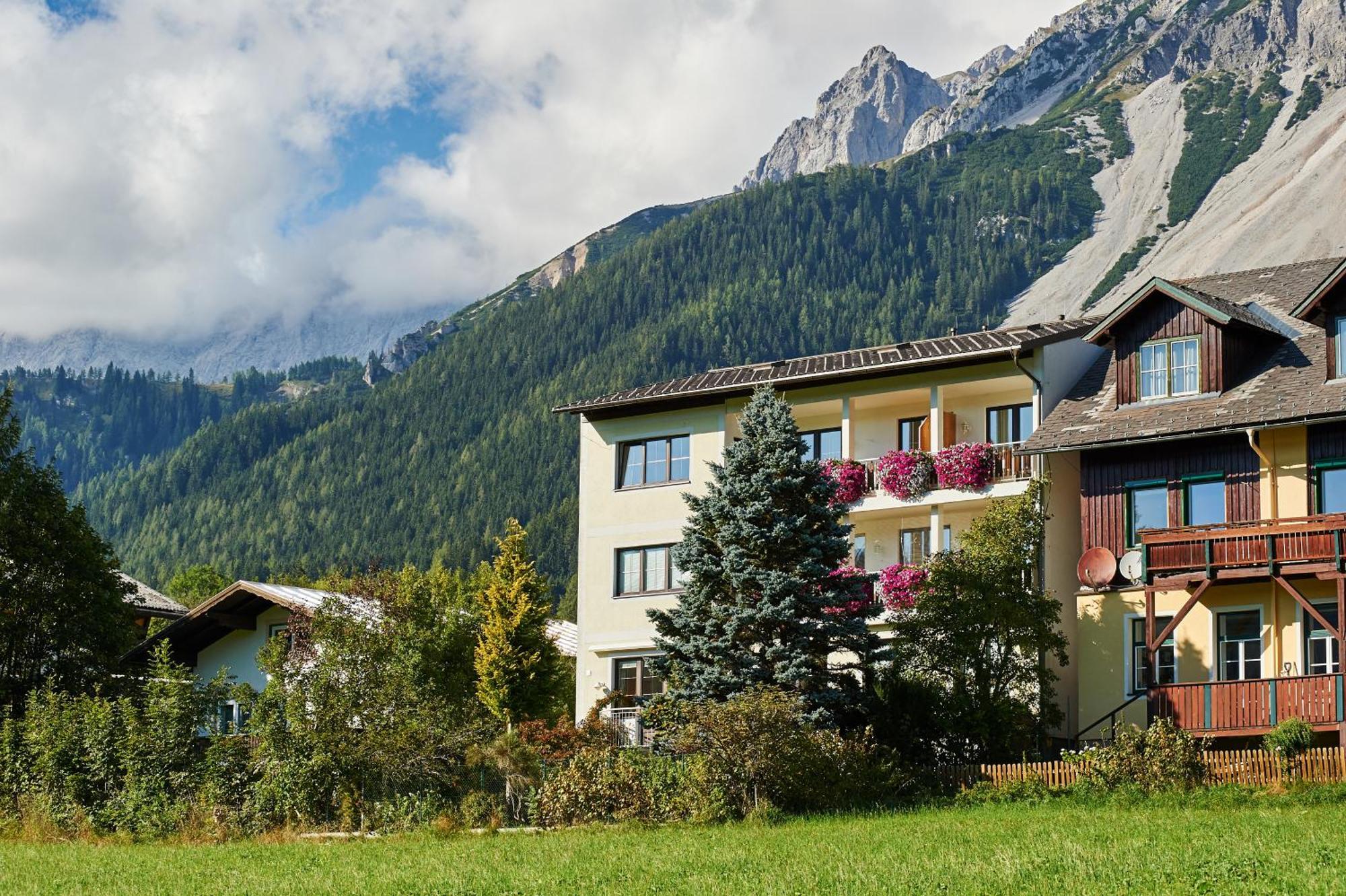 Gaestehaus Herma Ramsau am Dachstein Bagian luar foto